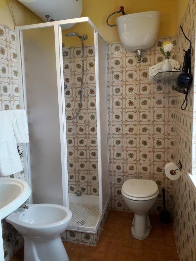 Alle Preci Country House Santa Restituta 외부 사진