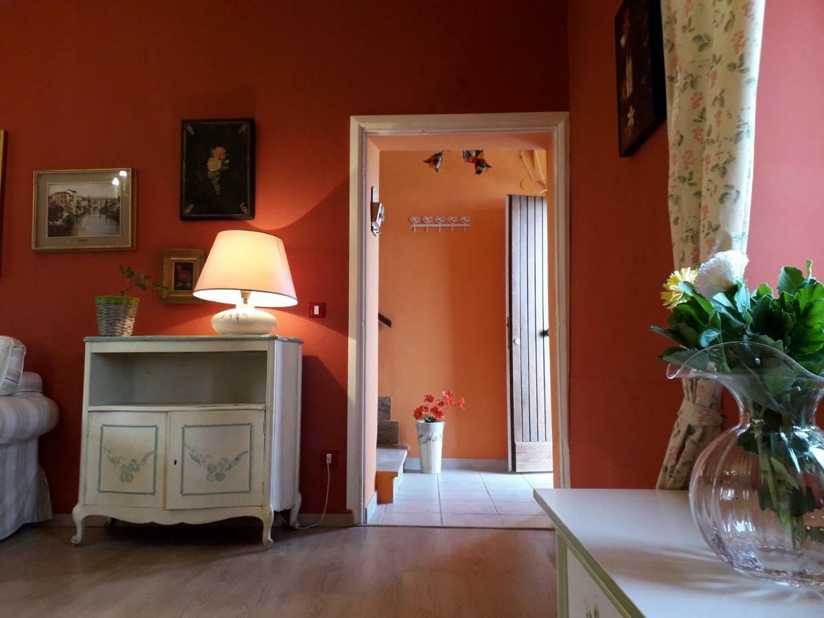Alle Preci Country House Santa Restituta 외부 사진