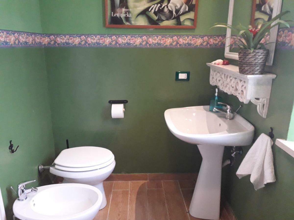 Alle Preci Country House Santa Restituta 외부 사진