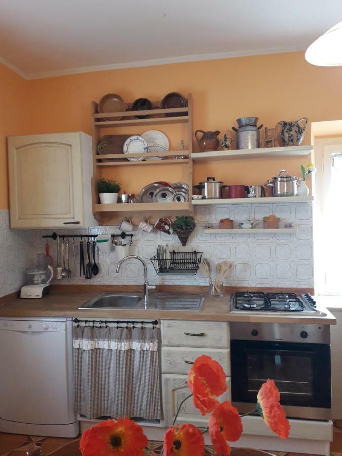 Alle Preci Country House Santa Restituta 외부 사진